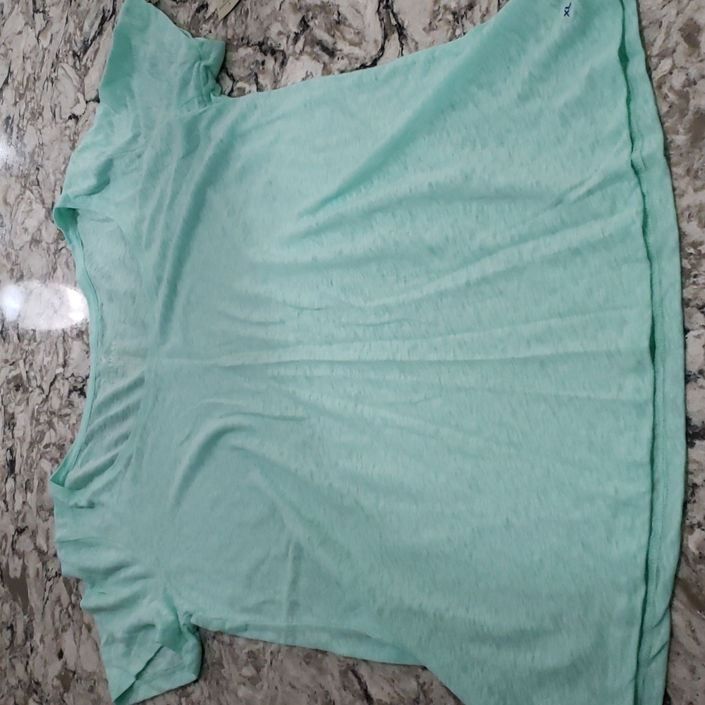 American eagle t shirt